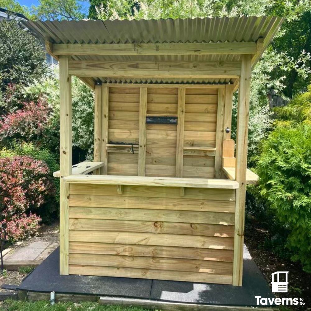 6 x 4 The Temple Bar (SMALL) - Taverns-To-Go