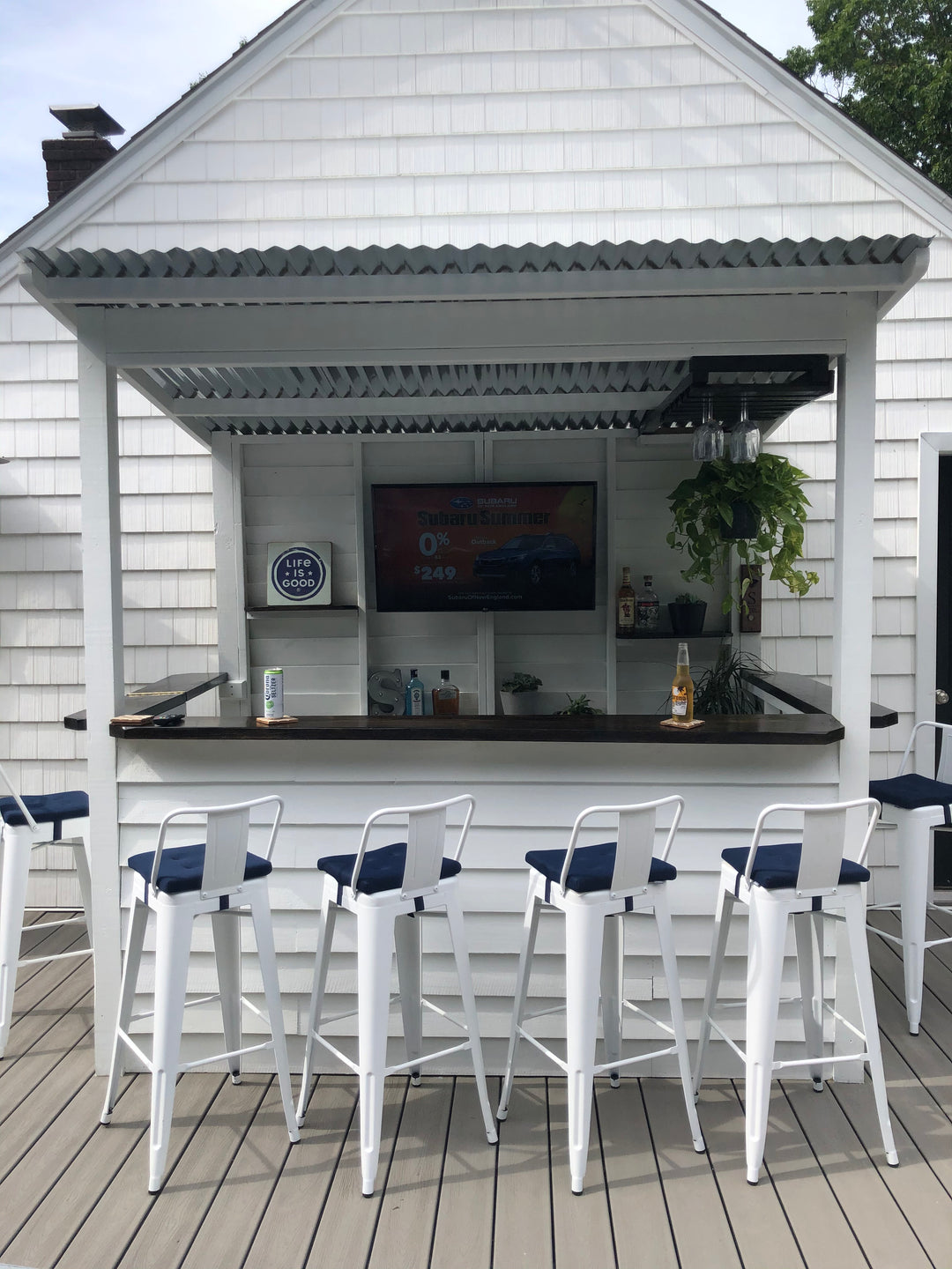 8 x 5 The Castlebar (MEDIUM) - Taverns-To-Go